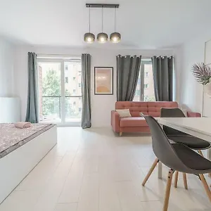 cozy-and-spacious-city-centers42.warsawhotelspoland.com/